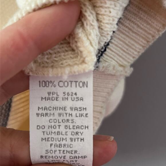 Vintage Isle of Cotton Men’s XL Sweater Vest Cream V-Neck Knit Cotton Preppy 90s - Picture 4 of 4